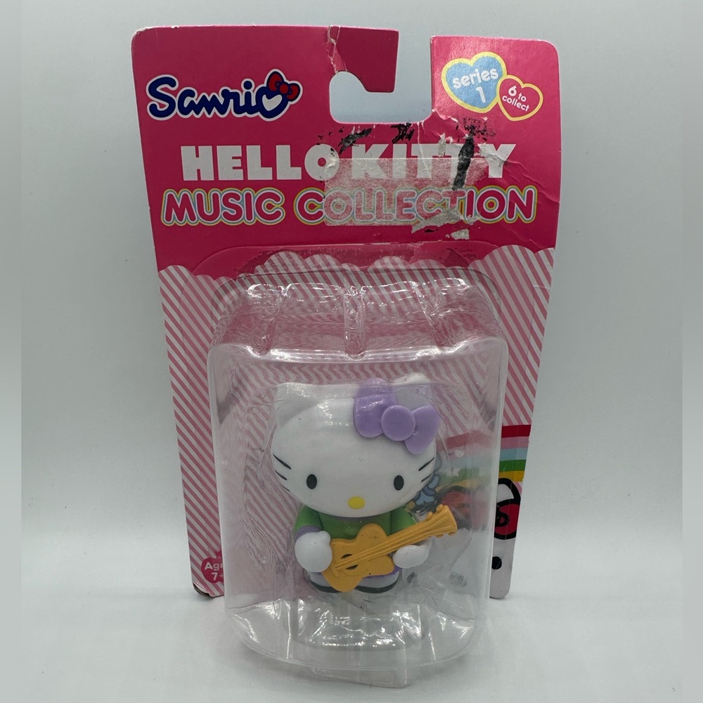Sanrio Hello Kitty Music Collection Figurine